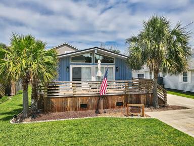 House  Cherry Grove Beach