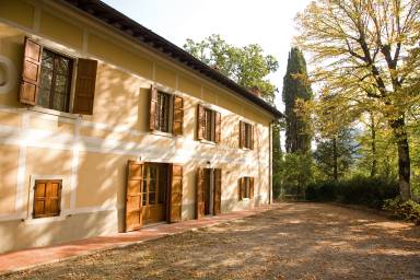 Villa  Pratovecchio