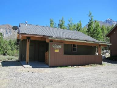 Cabin  Mammoth Lakes