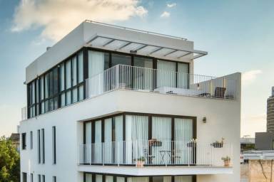 Apartment  Tel Aviv District