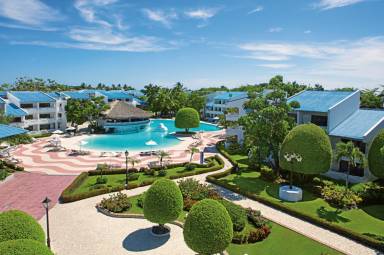 リゾート  Playa Dorada Beach & Golf Club