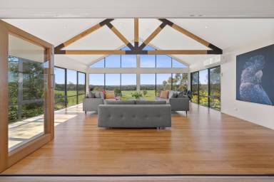 Farmhouse  Spring Hill