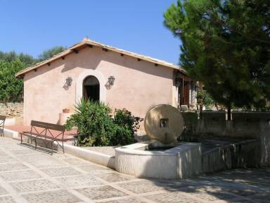 Casale Palermo
