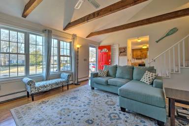 House  West Yarmouth