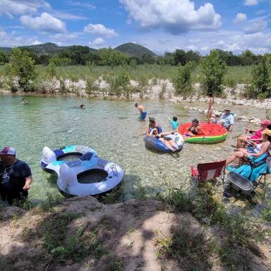 Cottage Leakey