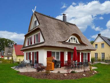 House Glowe