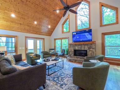 Cabin  Dillard