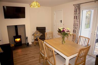 Cottage Burley