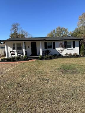Cottage Brentwood