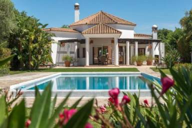 Villa  Benalup-Casas Viejas
