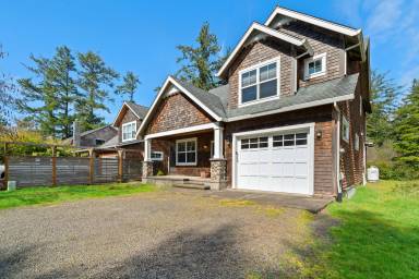 House Manzanita