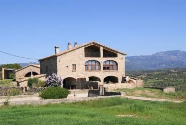 Cottage  Cardona