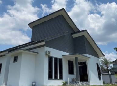 House  Padang Bongor