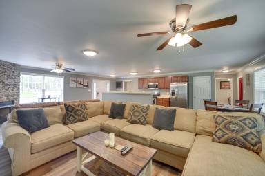 House  Scottsboro