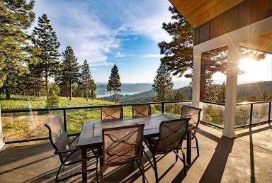House  Chelan