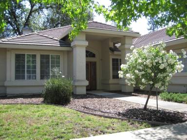 House Gregory Gardens