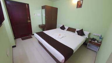 Accommodation Civil Aerodrome Post