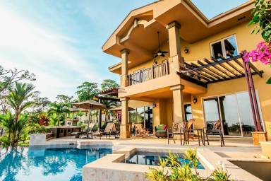 Resort  Punta Laurel