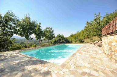Villa  Montemonaco