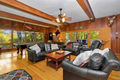 Cabin  Boone