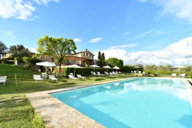 Resort  Quercegrossa