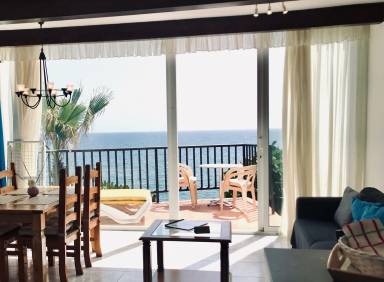 Casa Bahía Feliz