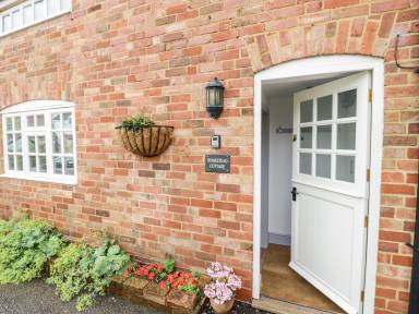 Cottage Halford