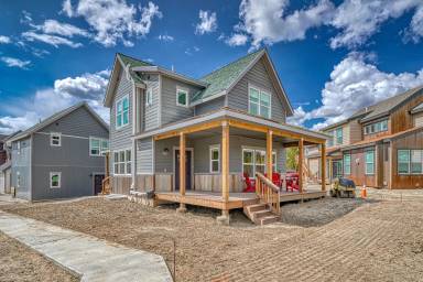 House  Leadville