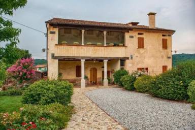 Bed & Breakfast  Volpago del Montello
