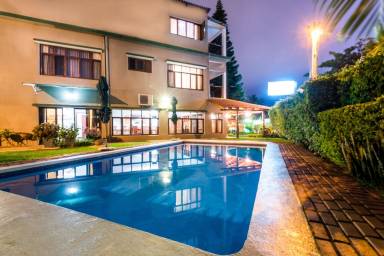 Accommodation  Sommerschield