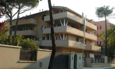 Appartamento con servizi da hotel  Milano Marittima