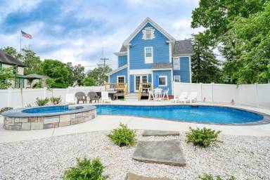 House Whitesboro-Burleigh