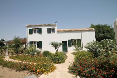 Villa  Porto Palo