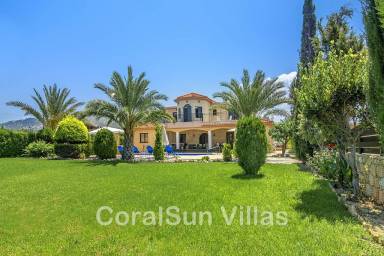 Villa  Argaka