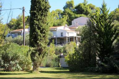 House Sithonia