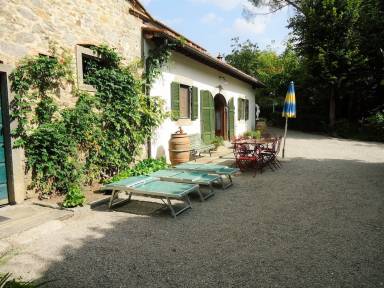 Farmhouse  Ossaia