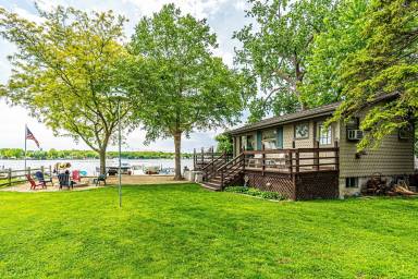 Cottage Fox Lake
