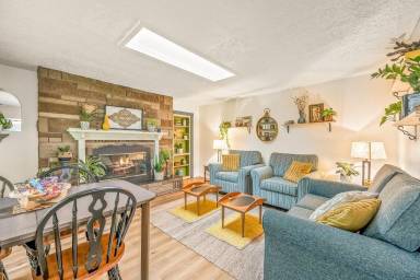Cottage Longview