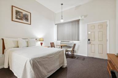 Motel  Highland Park