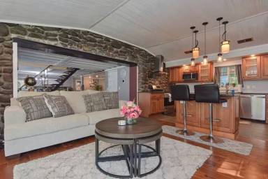 House South Hadley