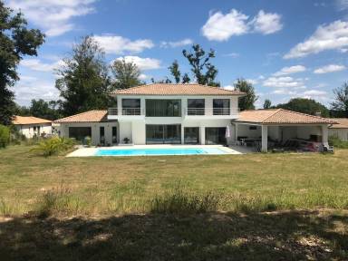 House  Camblanes-et-Meynac