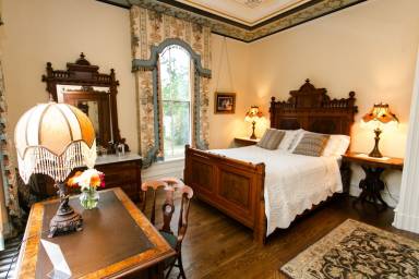 Bed and breakfast  Glastonbury Center