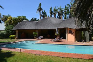 Bed and breakfast  Addo