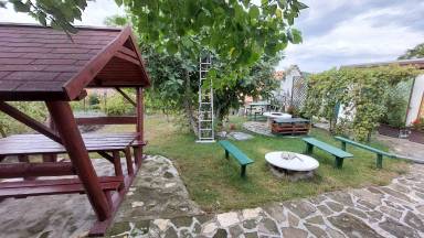 House Tihany