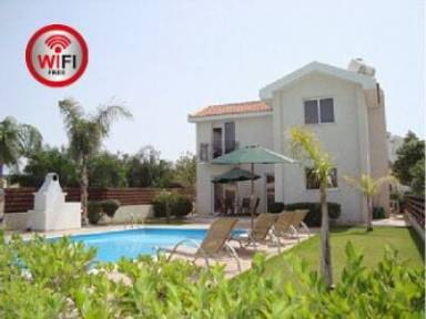 Villa  Deryneia