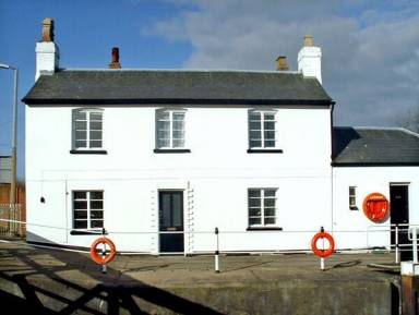Cottage Gloucester District
