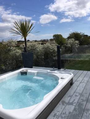 Lodge  Newlyn East
