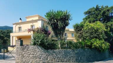 House  Achilleio