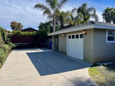 House  Leucadia