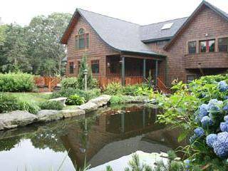 House  Tiverton